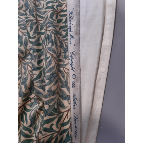 1531 - One pair lined curtains in William Morris 'Willow Bough' print by Sanderson, with pencil pleat headi... 