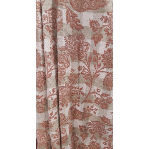 1539 - Large single curtain in double weave woollen fabric, with pencil pleat heading, lined and thermal li... 