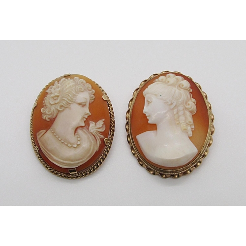 347 - Two vintage 9ct cameo brooches depicting ladies in profile, 18g total