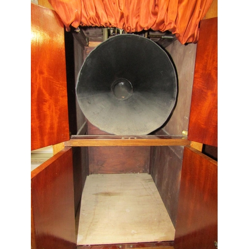 1502 - A Peridulce Beltona floorstanding gramophone with chrome fittings, the front elevation enclosed by t... 