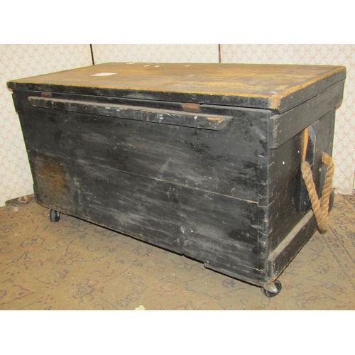 2131 - 19th century pine seaman's chest with rope twist handles