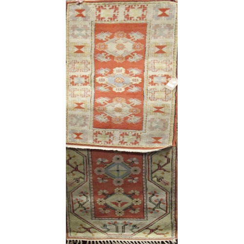 2521 - Two intermatching modern middle eastern rugs, with a central row of medallions, 146cm x 178cm and 24... 