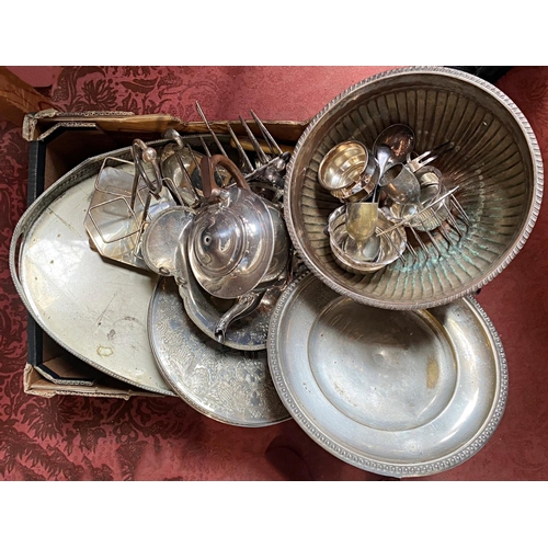 174 - A large quantity of silver plated table ware, including a large oval tray, toast rack, vinaigrette s... 