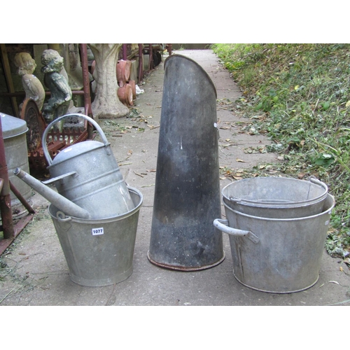 1077 - A small collection of vintage galvanised wares including buckets, coal hod and watering can