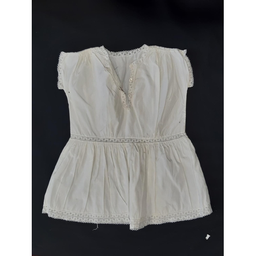 455 - Early 20th century baby/ child clothes including 4 white cotton baby gowns, Edwardian  starched jack... 