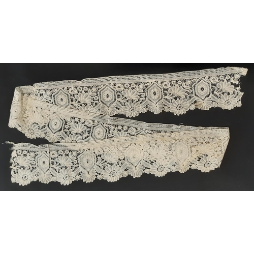 460 - Late 19th /early 20th century ladies lace and accessories including an embroidered net veil 240x47cm... 