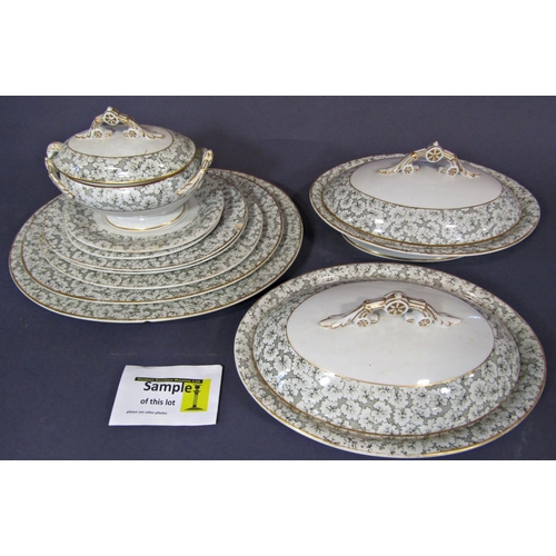 7 - A large collection of Grainger & Co Worcester dinnerwares with leaf pattern and gilt edges comprisin... 