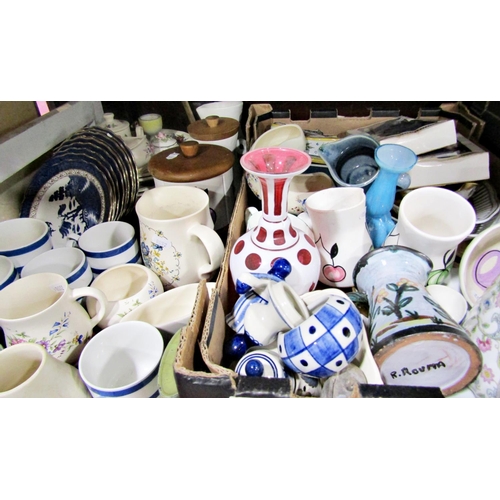 86 - Miscellaneous ceramics to include Minton Haddon Hall tea pot, Booths Real Old Willow plates and othe... 