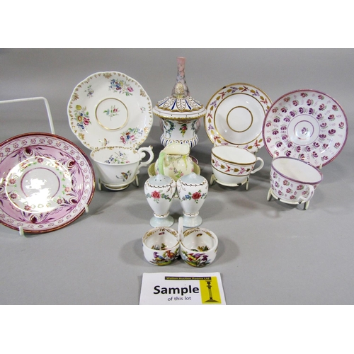 87 - A large quantity of miscellaneous 19th century cups and saucers, various makers including Derby, Fol... 