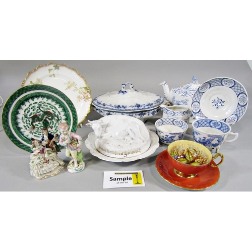 94 - A collection of mixed china comprising Old Chelsea blue and white wares, George Jones dessert plates... 