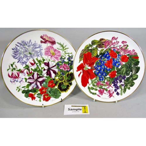 96 - Seven Franklin porcelain plates, Royal Horticultural Society, Flower of the year, etc (still boxed)