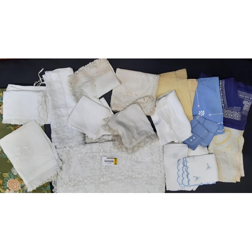 441 - Collection of assorted vintage white and coloured table linen including a large white table cloth wi... 