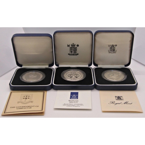 417 - Three silver proof crowns 1977, three silver proof Prince of Wales 1981 crowns, three silver proof Q... 