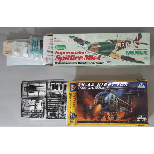 571 - Collection of vintage model kits and a game comprising boxed Subbuteo (missing 4 flags), kits by Tam... 