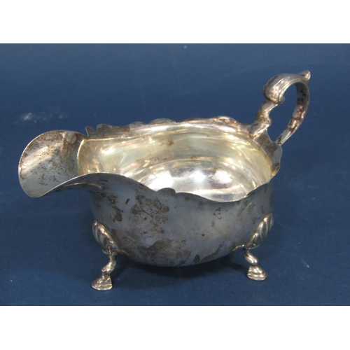 187 - An early 19th century silver sauce boat, London 1809, makers mark rubbed, 4.8oz approx