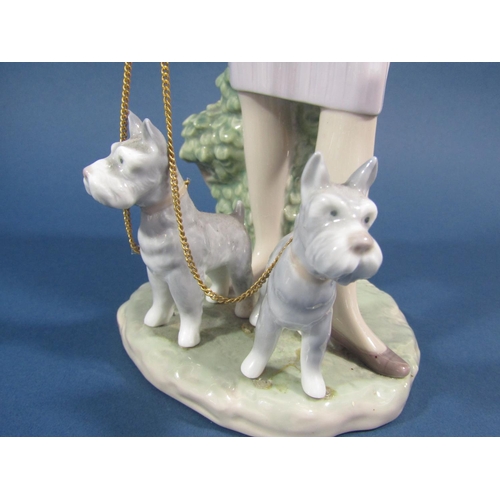 78 - Two Lladro ceramic figure groups comprising Walking The Dogs, 34cm high, Old Folks, 50cm high togeth... 