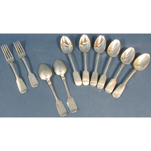 197 - A selection of eight Victorian dessert spoons, a single silver fork and a further silver plated fork... 