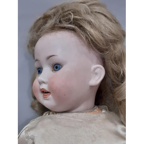 548 - Early 20th century bisque head character doll by the Mengersgereuth Porzellanfabrik company, with 5 ... 