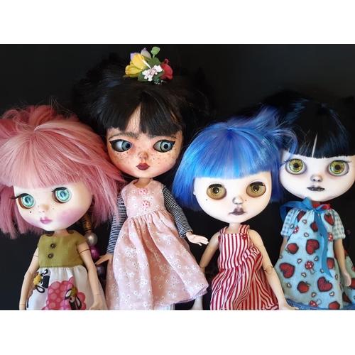 585 - Four dolls in the style of Blythe 'Neo' dolls, customised by 'Blythe Obsession', with colour changin... 