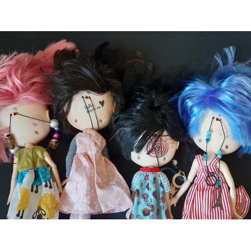 585 - Four dolls in the style of Blythe 'Neo' dolls, customised by 'Blythe Obsession', with colour changin... 