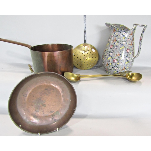 662 - A large high sided vintage copper sauce pan 16.5 cm high x 25.5cm diam , two brass ladles, wrought i... 