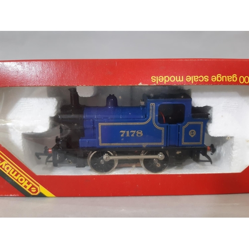 556 - Three 00 gauge locomotives by Hornby including Great Western 'Albert Hall' with tender R759, Souther... 