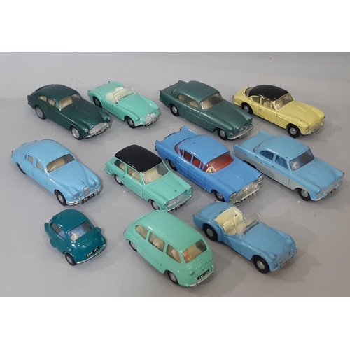 554 - Collection of model vehicles including boxed Dinky Morris Mini-Traveller 197, unboxed Dinky Rolls Ro... 