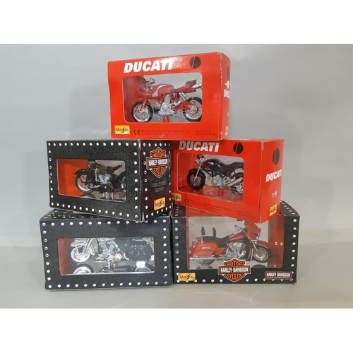 569 - 3 boxfuls of assorted model vehicles including boxed motorcycles by Maisto, 'City Team' box sets, ot... 