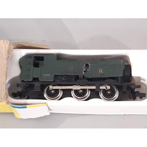 593 - Graham Farish model rail coaches, rolling stock and GWR locomotive numbered 9410 (older boxes AF), t... 