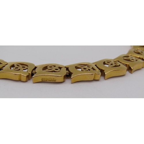 274 - 21ct foliate link bracelet, 33.7g