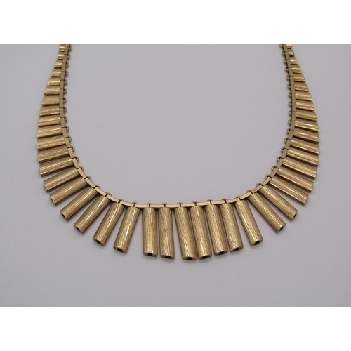 286 - 1970s 9ct fringe collar necklace with brushed finish, 31.4g