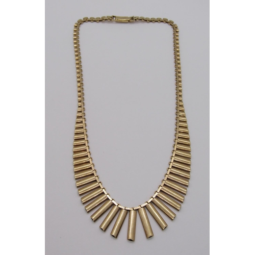 286 - 1970s 9ct fringe collar necklace with brushed finish, 31.4g