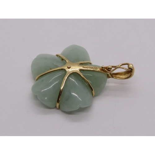 290 - Chinese 14k carved jade flower pendant, 7.9g