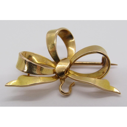 296 - Edwardian yellow metal fob watch bow brooch, 3.8g