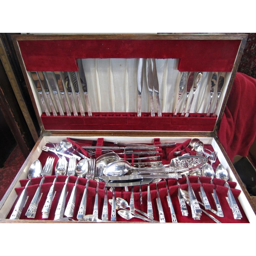 159 - An oak canteen of Community stainless steel cutlery, near complete for twelve settings plus some ext... 