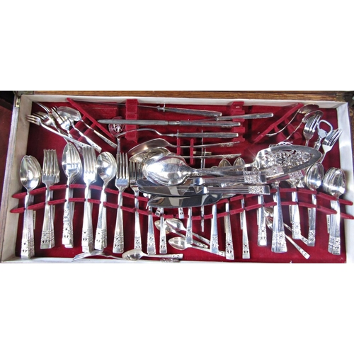 159 - An oak canteen of Community stainless steel cutlery, near complete for twelve settings plus some ext... 