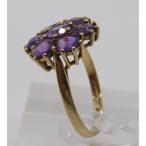 332 - 9ct amethyst daisy cluster ring, ring head 1.3cm W approx, size Q, 2.7g