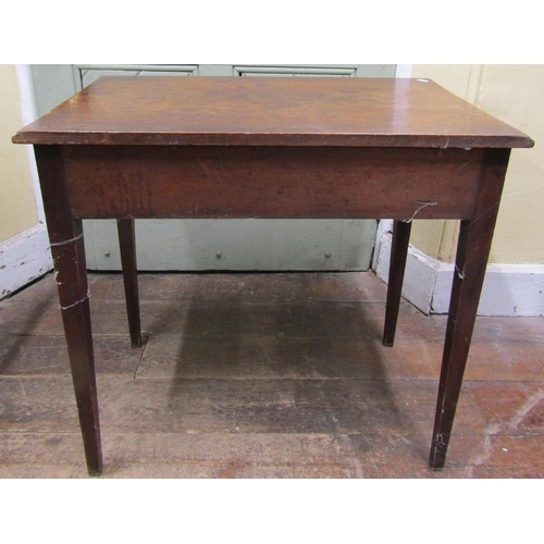 1540 - A Georgian mahogany side table with frieze drawer and square tapered legs, 76cm wide