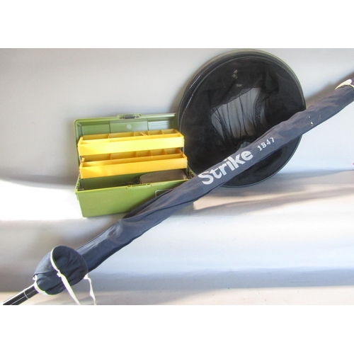 800 - A three piece Strike 1874 fishing rod in a bag, a keeping net and a tackle box with a Daiwa reel and... 