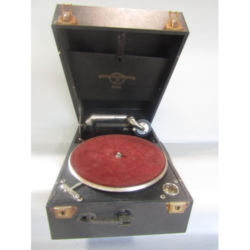 804 - A Columbia No 109A wind up gramophone.