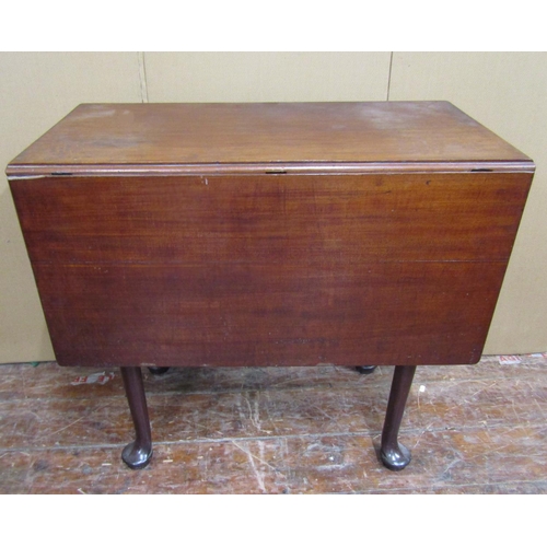 2666 - A Georgian mahogany pad foot occasional table with single drop leaf, 82cm wide