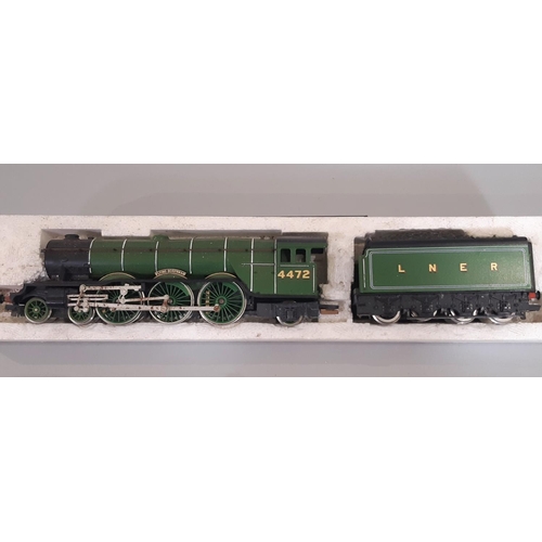 255 - Five 00 gauge model locomotives comprising Hornby Flying Scotsman 4-6-2 with tender, Wills 'Finecast... 