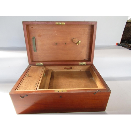 1668 - A mahogany tool box with a removable tray inside, 46cm wide.