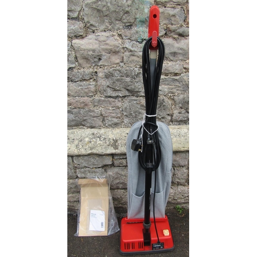 2156 - An Oreck EL upright vacuum cleaner