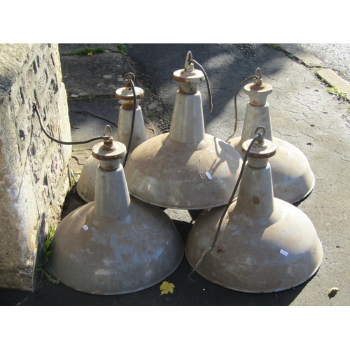 2139 - A run of five vintage grey enamel industrial pendant lights 46 cm diameter at rim