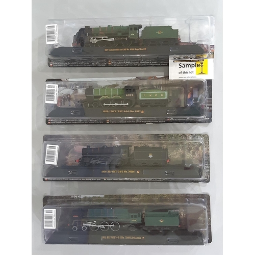 347 - 16 static model locomotives in original display bubble packs by Amer covering timeline from 1902 (SE... 