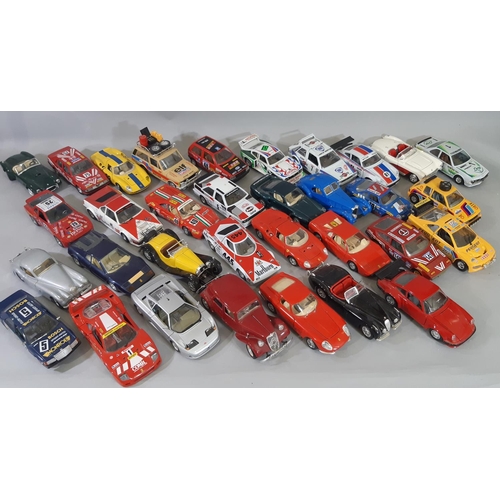 351 - 35 classic and sporting model cars by Burago, all 1:24 scale including Bugatti, Ferrari, Jaguar, Alp... 