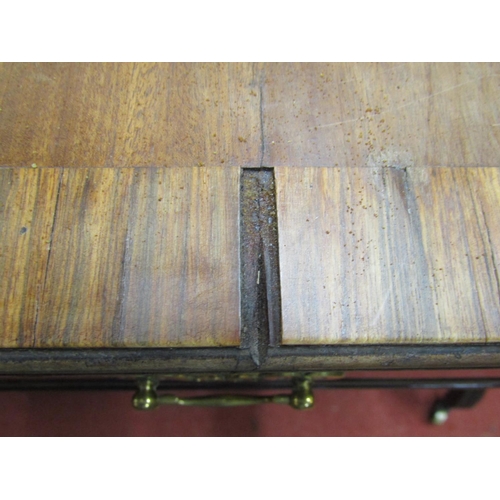 2658 - A Regency mahogany sofa table with rosewood crossbanding, with two frieze drawers and an open stretc... 