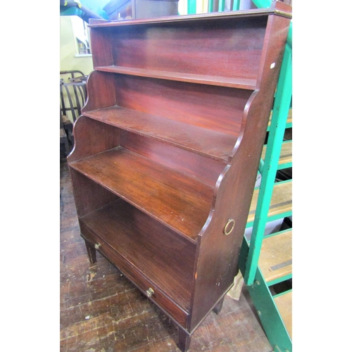 2664 - Georgian mahogany waterfall bookcase with lower frieze drawer, with four graduated and receding shel... 