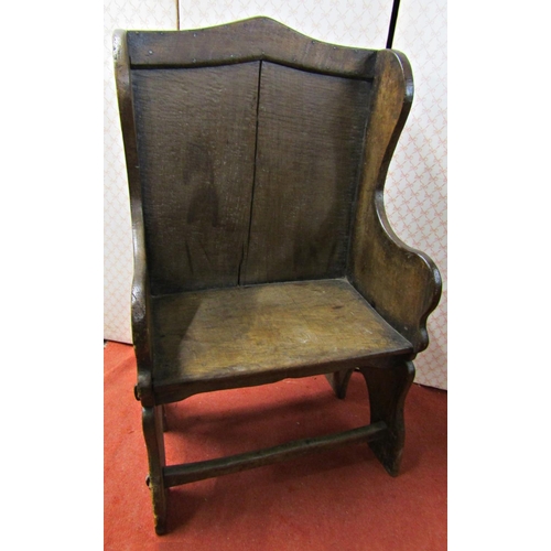 2674 - An 18th century oak side chair of simple pegged construction, 64cm wide